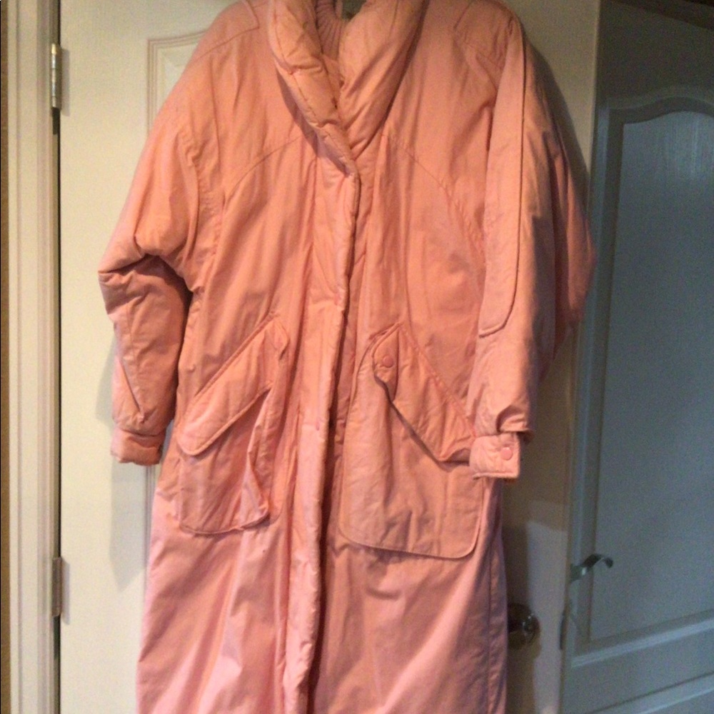 Pinky down coat, size petite medium